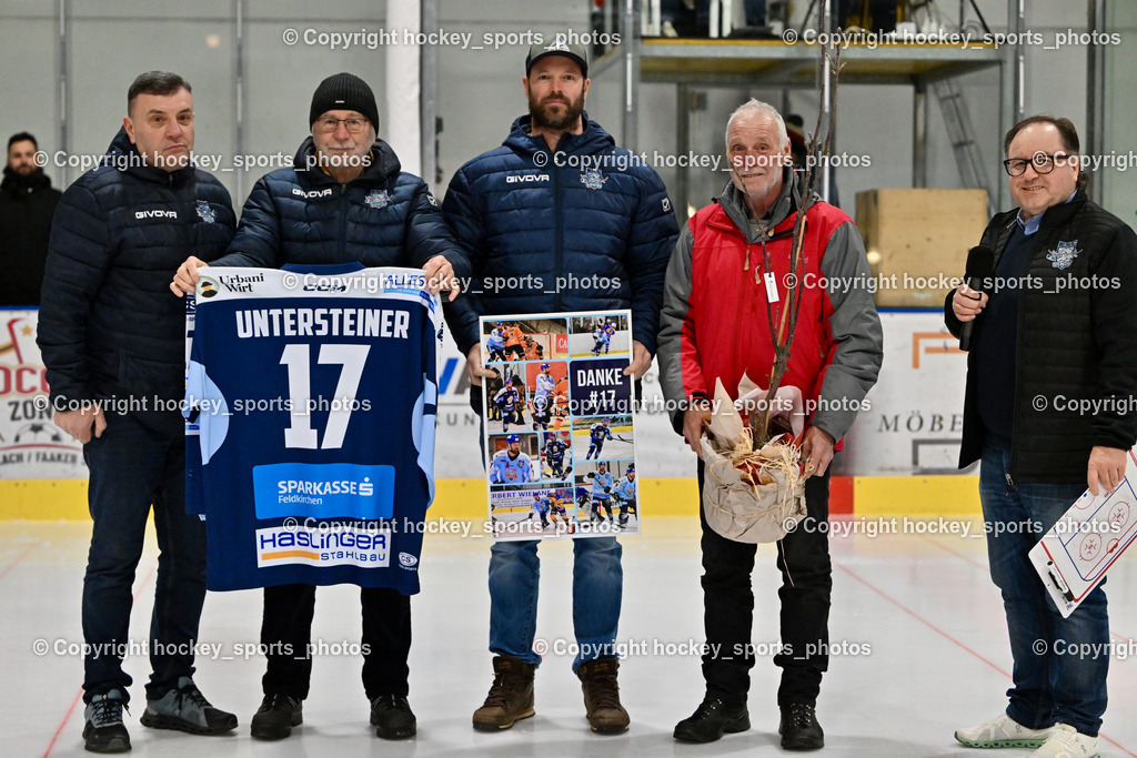 ESC SOCCERZONE STEINDORF vs. 1. EHC ALTHOFEN | Sektionsleiter ESC Steindorf Hans Tschernutter, Betreuer ESC Steindorf Stefan Untersteiner, Sportlicher Leiter ESC Steindorf Armin RAC, ESC SOCCERZONE STEINDORF vs. 1. EHC ALTHOFEN, ESC SOCCERZONE STEINDORF vs. 1. EHC ALTHOFEN am 28.02.2025 in Steindorf (Ossiachersee Halle), Austria, (Photo by Bernd Stefan)