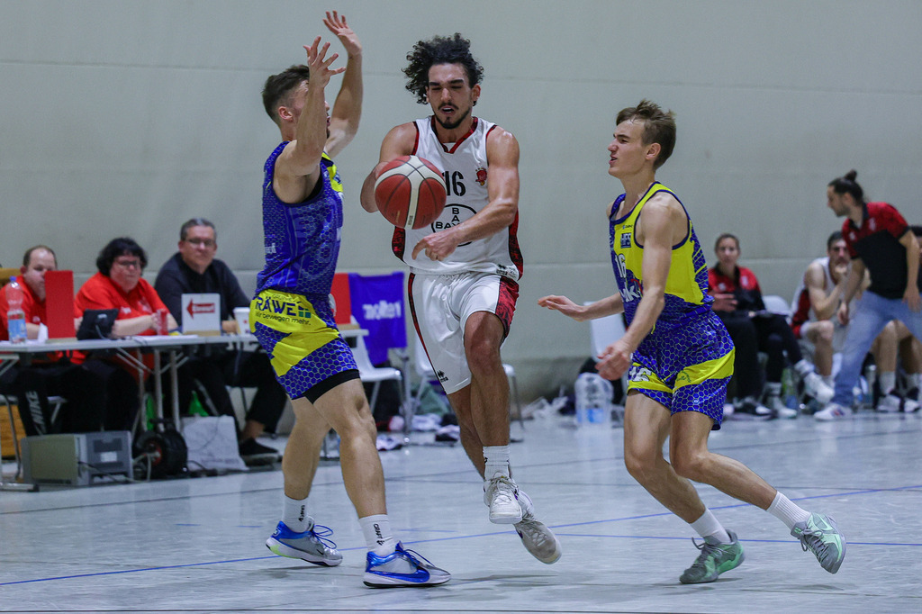 Regio BAYER GIANTS vs SV Haspe 70-85 | Fotos von Basketballspielen aus dem Raum NRW fotografiert von Gero Mueller-Laschet und Daniel Schaefer - Realisiert mit Pictrs.com