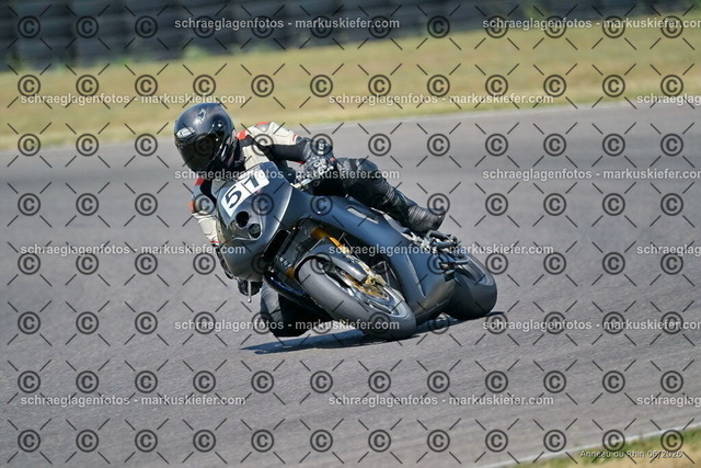 26bc03-2648 | markuskiefer.com - Realisiert mit Pictrs.com