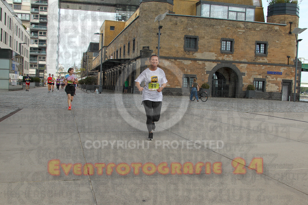 250920_1332_EV4_5991 | Sportfotografie im Rhein-Sieg Kreis, Köln, Bonn, NRW, Rheinland Pfalz, Hessen, etc. Unser Tätigkeitsfeld umfasst den Laufsport vom Volkslauf über den Marathon, Duathlon, Triathon bis zum Ultralauf wie Kölnpfad Ultra oder Schindertrail.