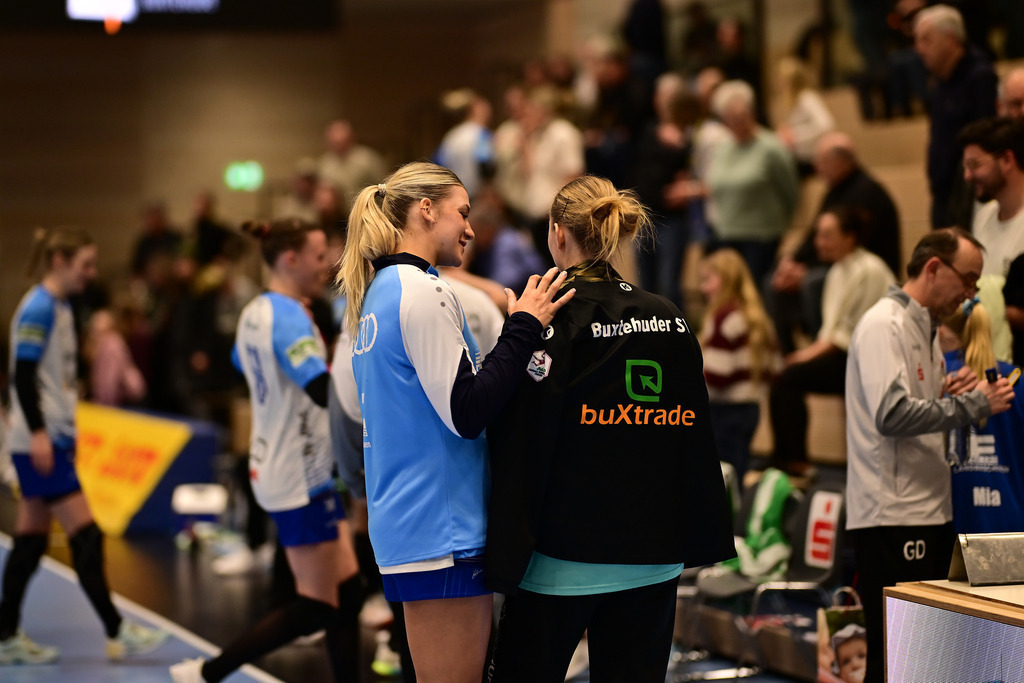 Handball I Frauen I Saison 2025-2026 I 14. HBF I 1. Spieltag I Buxtehuder SV - Sport-Union Neckarsulm | Der Sportfotograf. - Realisiert mit Pictrs.com