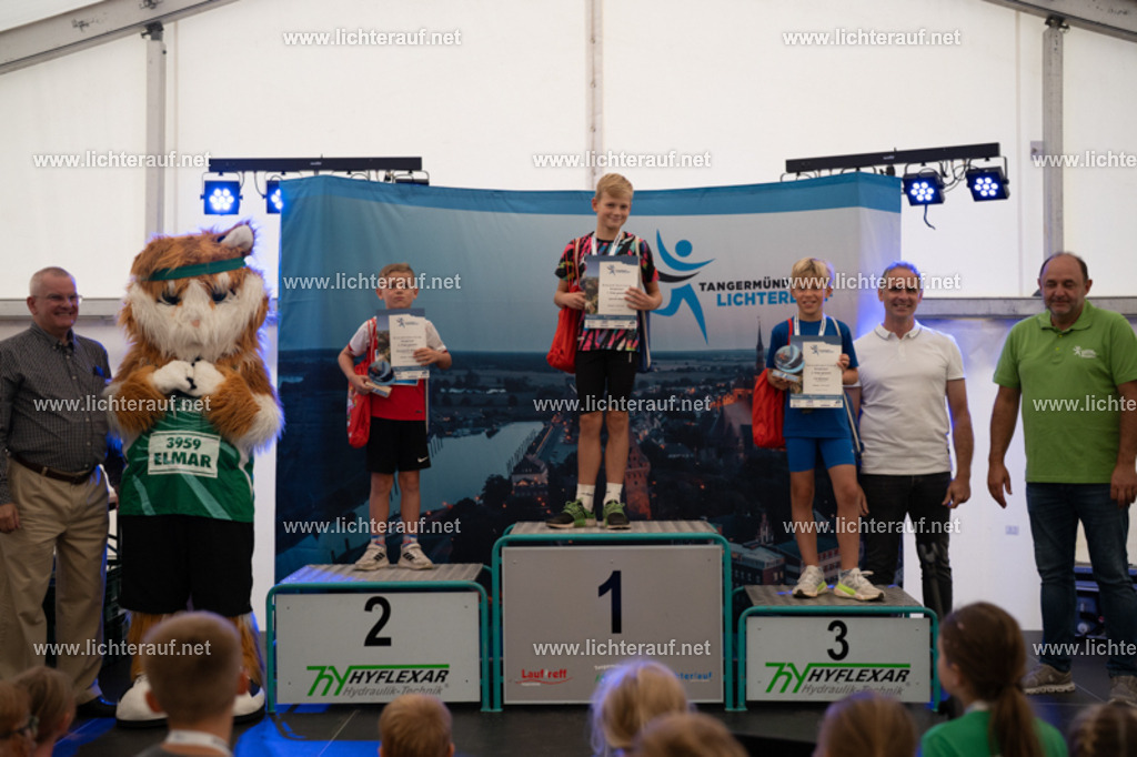 FSC08329 | Lichterlauf  - Realisiert mit Pictrs.com