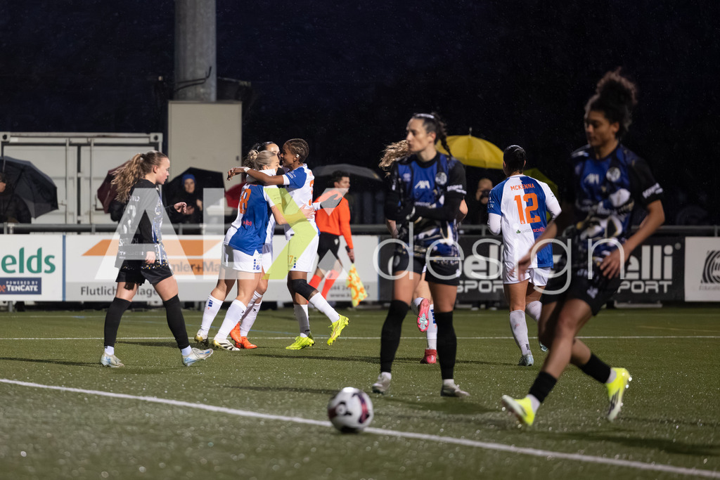 Fußball I Frauen I Saison 2025-2026 I AXA Women's Super League | Women I 14. Spieltag I Grasshoppers Club Zürich - FC Luzern I 14.02.2026 | Hochwertige Sportfotos kaufen & lizenzieren für Medien, Vereine, Agenturen & Sportler:innen. Entdecke professionelle Sportfotografie im Bildshop von Alexander Franzen. - Realisiert mit Pictrs.com