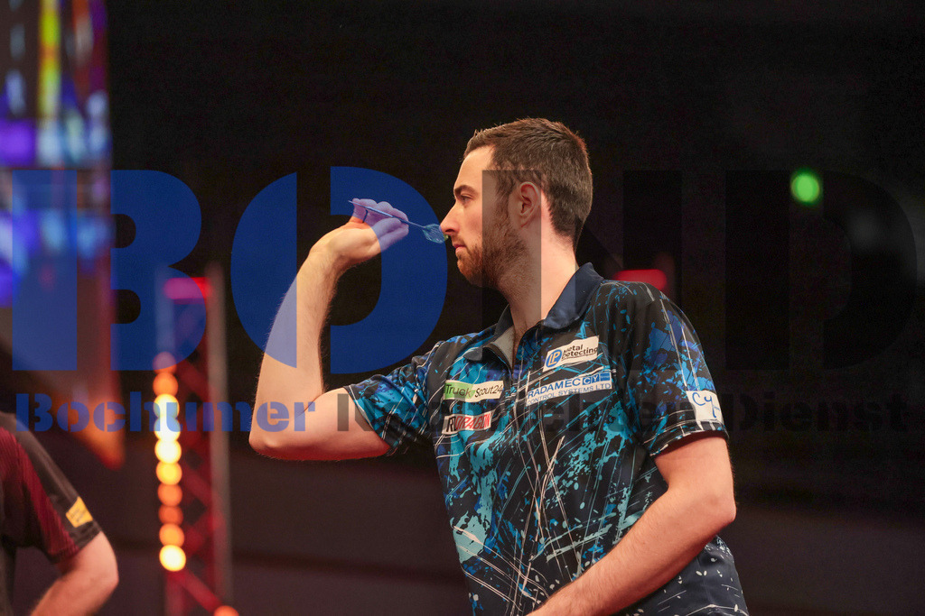  29.10.2023 - 
 | Sebastian Sendlak / Bochumer Nachrichtendienst (BOND) - PDC European Darts Championship: Viertelfinale {Persons shown} - Realisiert mit Pictrs.com