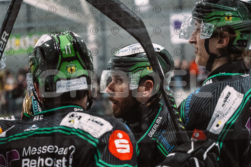 Alligators_vs_Deggendorf_23_01_2026-77 | Höchstadt Alligators Fotogalerie: Eishockey-Action aus Franken. Professionelle Spielfotos, Portraits & Stadionbilder zum Download. Jetzt entdecken! - Realisiert mit Pictrs.com