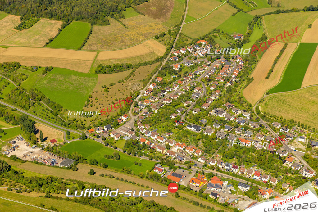 Das Luftbild zeigt : Wachbach Bad Mergentheim - Die Luftaufnahme wurde 2023 vom UL-Flugzeug aus erstellt ( keine Drohne ) - Hochauflösende Luftaufnahme - Für grossformatige Ausdrucke geeignet. Die Geschenkidee !Mit Lizenz und Bildrechte bestellbar