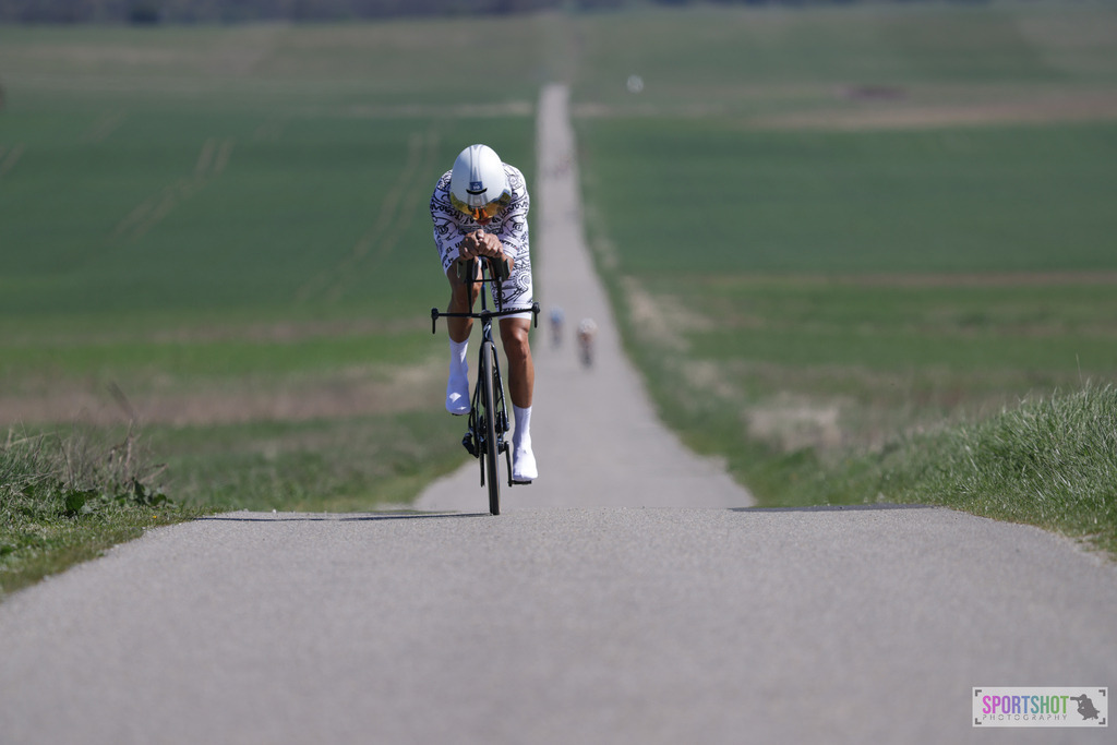 368A2965 | Neusiedlersee Radmarathon 2026@sportshot_your_pictrs #yourpictures#roadtowm2029 #nrm #neusiedlerseeradmarathon #neusiedlersee #neusiedlerseetourismus #burgenland #mörbisch #nrm26 #burgenlandtourismus #voglundco #poweredbyburgenlandtourismus #radsport #rad #marathon #ucigranfondo #visitburgenland #ucigranfondoworldseries