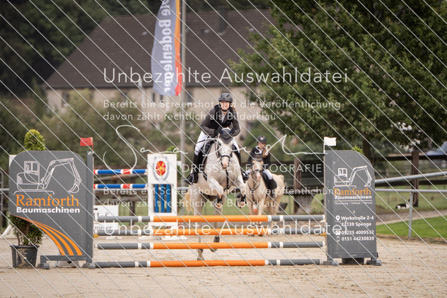 SD_OES26_07988 | saradresslerfotografie - Realisiert mit Pictrs.com