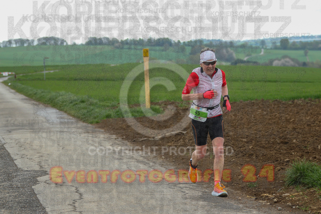 250413_1050_EV4_7111 | Sportfotografie im Rhein-Sieg Kreis, Köln, Bonn, NRW, Rheinland Pfalz, Hessen, etc. Unser Tätigkeitsfeld umfasst den Laufsport vom Volkslauf über den Marathon, Duathlon, Triathon bis zum Ultralauf wie Kölnpfad Ultra oder Schindertrail.