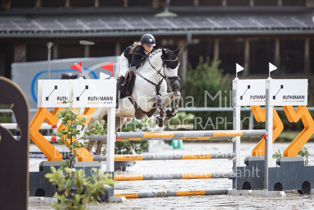 240615_CoesfeldLette_Stil-A-132 | Deine schönsten Turniermomente als professionelle Fotos! Entdecke hochwertige Pferdesport-Fotografie im Online-Shop. Jetzt Fotos finden & bestellen!