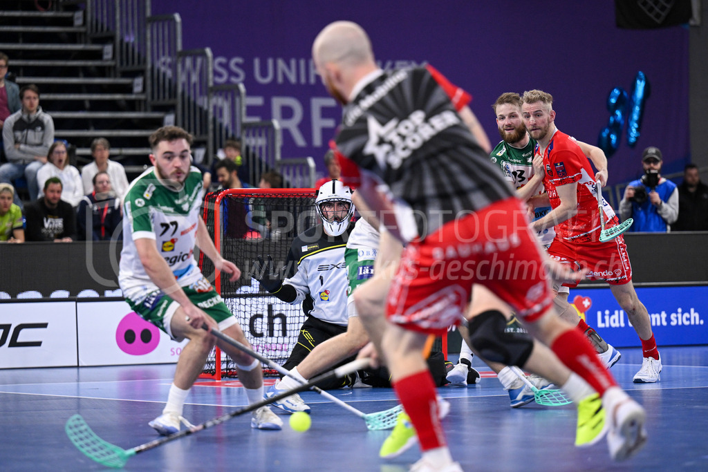 SV Wiler-Ersigen vs Floorball Köniz - 15. April 2023 | SV Wiler-Ersigen vs Floorball Köniz
Stimo Arena, Kloten
Yanick Flury (#1 SV Wiler-Ersigen).
Bild: Sportfotografie Markus Aeschimann | www.markus-aeschimann.ch - Realisiert mit Pictrs.com