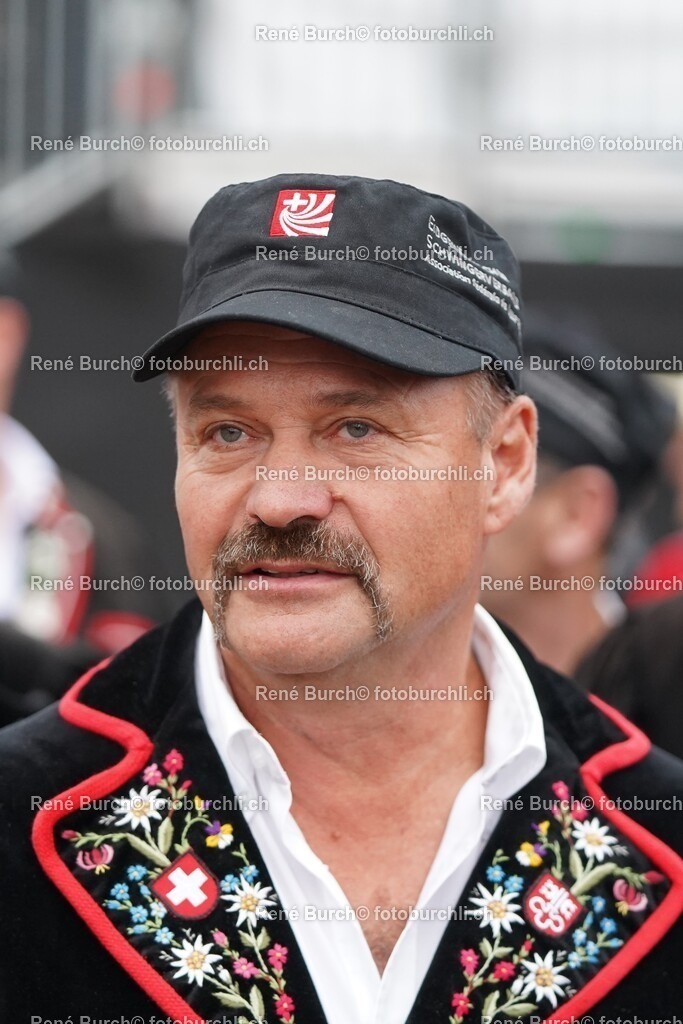 31 | René Burch leidenschaftlicher Fotograf aus Kerns in Obwalden.  Hier finden sie Sport, Landschaft und Natur Fotografie.
 - Realisiert mit Pictrs.com