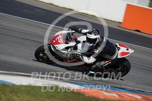 2023_09_25_PBK_13600 | Sportfotografie; SlowMotion; Video; Rennstrecke; Hafeneger; Speer; Racing; RSE; BMW; CBO; Trackday; Motorsportarena; Hockenheimring; Brno; Most; Barcelona; Valencia