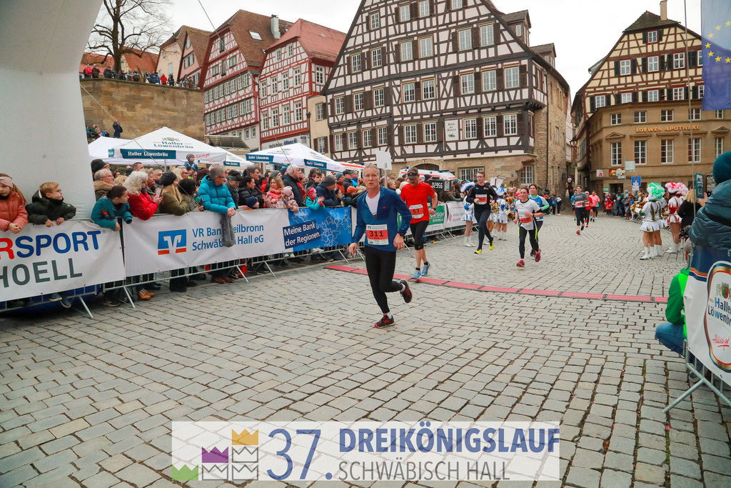 VR Bank Hauptlauf 10000m | 3 Koenigslauf 2023 - Realisiert mit Pictrs.com
