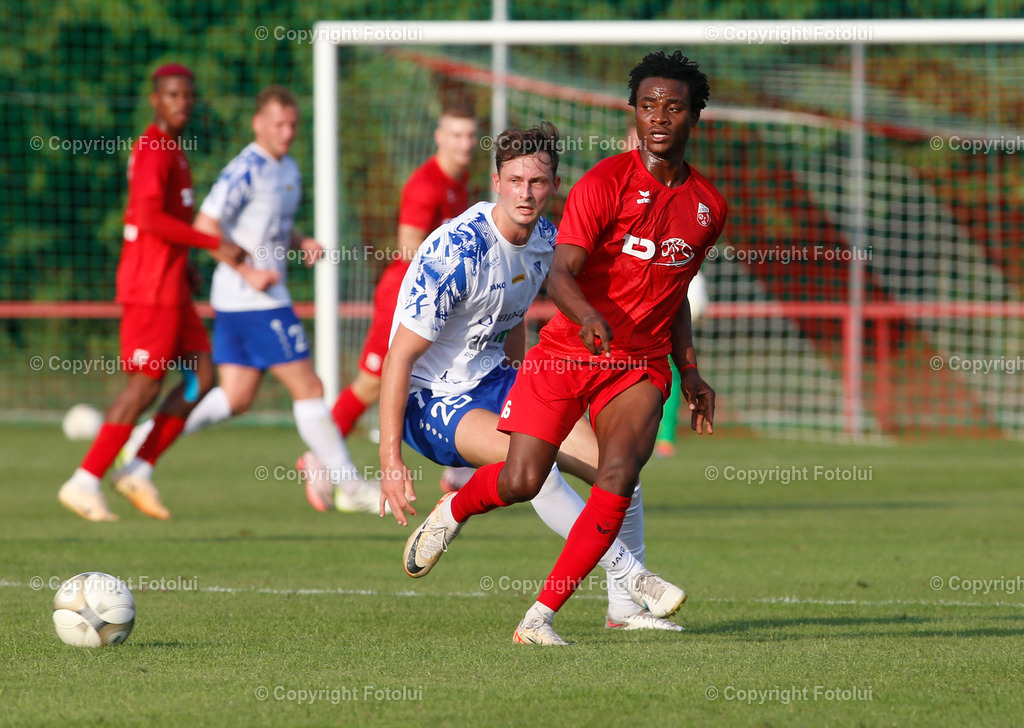 A_LUI_010924_23 | SPORT FUSSBALL REGIONALLIGA MITTE 01.09.2024 ASKOE OEDT-SK TREIBACH IM BILD ADAMSON SHARAFA (OEDT) UND MARCO PUSNIK (TREIBACH) FOTO:FOTOLUI 