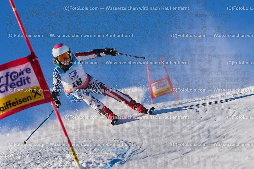 ALP3530_MASTERS-Cup_GS-C Damen_Staudinger Sabine | (C)FotoLois.com, Alois Spandl. FIS Masters-Cup Wildschönau, Giant Slalom auf der Piste Schatzberg GS, Siegerehrung auf dem Dorfplatz Niederau, Sa 13. Januar 2024.
