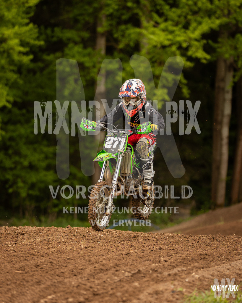 866A5472 | mxndyyvipix