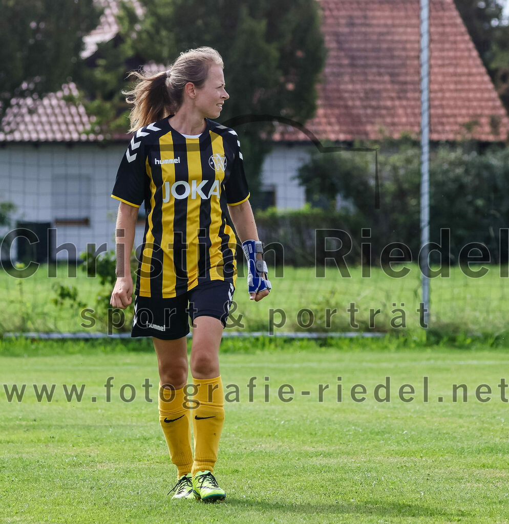 2023-09-03_126_Teamware_Cup_2023 | Oberding, Deutschland, 03.09.2023:
Fußball, TS Teamwear Cup 2023, Vorrunde, FC Schwaig gegen FC Langengeisling, Endergebnis: 

Foto: Christian Riedel / fotografie-riedel.net