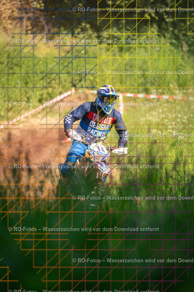 Wolfshausen 3 Lauf -1413 | Sportfotografie von RO-Fotos: Motorsport, Motocross, Enduro, Laufveranstaltungen und Triathlon. Professionelle Fotos von Sportlern und Events. - Realisiert mit Pictrs.com