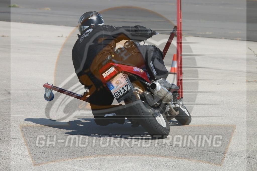 IMG_3172 | gh-motorradtraining-foto.de - Realisiert mit Pictrs.com