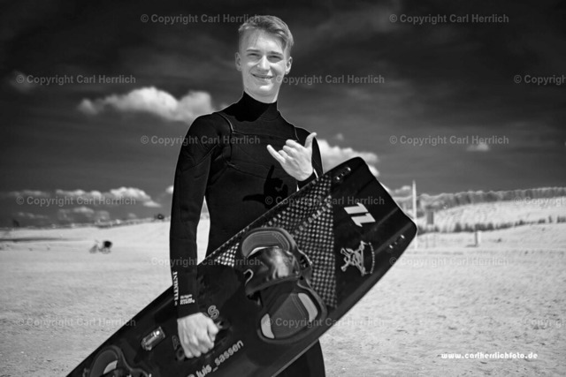 DSC_2373_1 | High End Portraits. Einzelportrait Paarportrait Gruppenportrait Künstlerportrait Bandportzait Bühnenfotografie Fashion Lifestyle Urbanlife  - Realisiert mit Pictrs.com