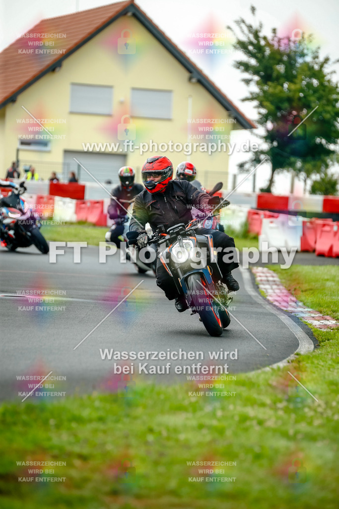 VBK-3766 | Hier findet Ihr Bilder von Touristenfahrten auf der Nürburgring Nordschleife oder von anderen Veranstaltungen die ich besucht habe. Viel Spass beim Durch Schauen 