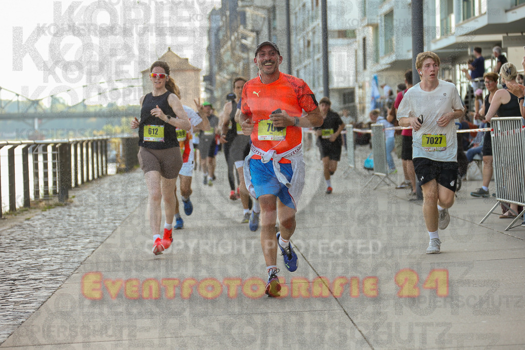 250920_1448_EX1_7666 | Sportfotografie im Rhein-Sieg Kreis, Köln, Bonn, NRW, Rheinland Pfalz, Hessen, etc. Unser Tätigkeitsfeld umfasst den Laufsport vom Volkslauf über den Marathon, Duathlon, Triathon bis zum Ultralauf wie Kölnpfad Ultra oder Schindertrail.