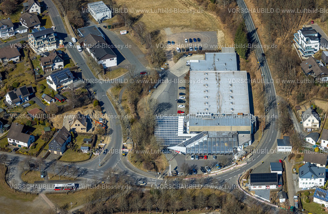 Wenden250307121 | Luftbild, Einkaufszentrum mit HIT Supermarkt, Wenden, Sauerland, Nordrhein-Westfalen, Deutschland