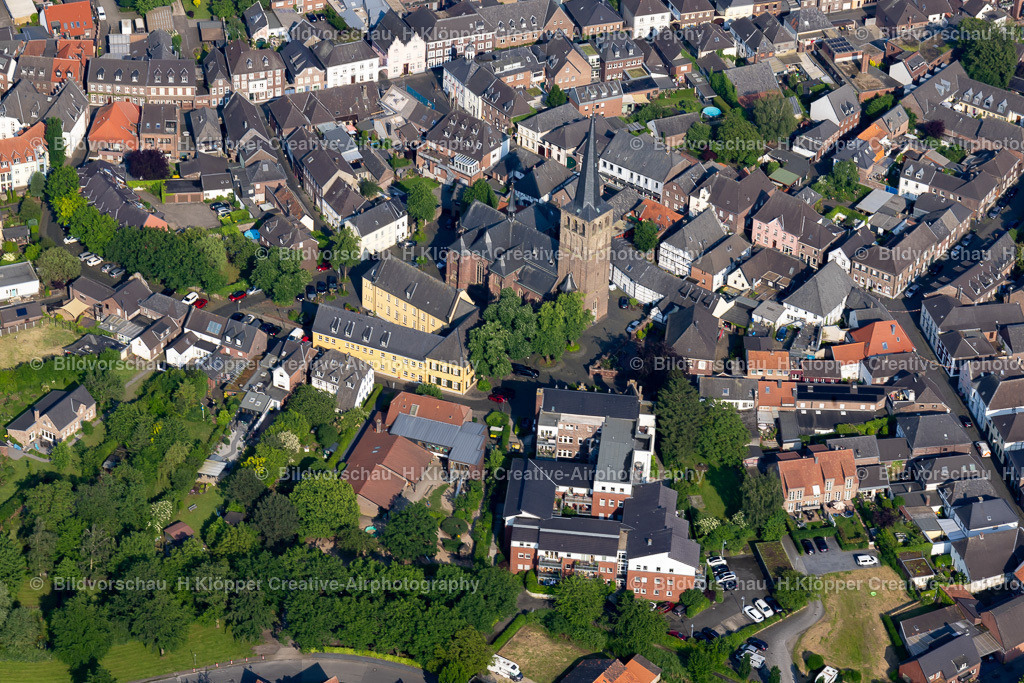 Luftbilder-Wachtendonk-Kreis-Kleve-9576 | Luftbilder Wachtendonk am Niederrhein Burg Niers Mittelalter Freizeit Luftbildfotografie - Realisiert mit Pictrs.com