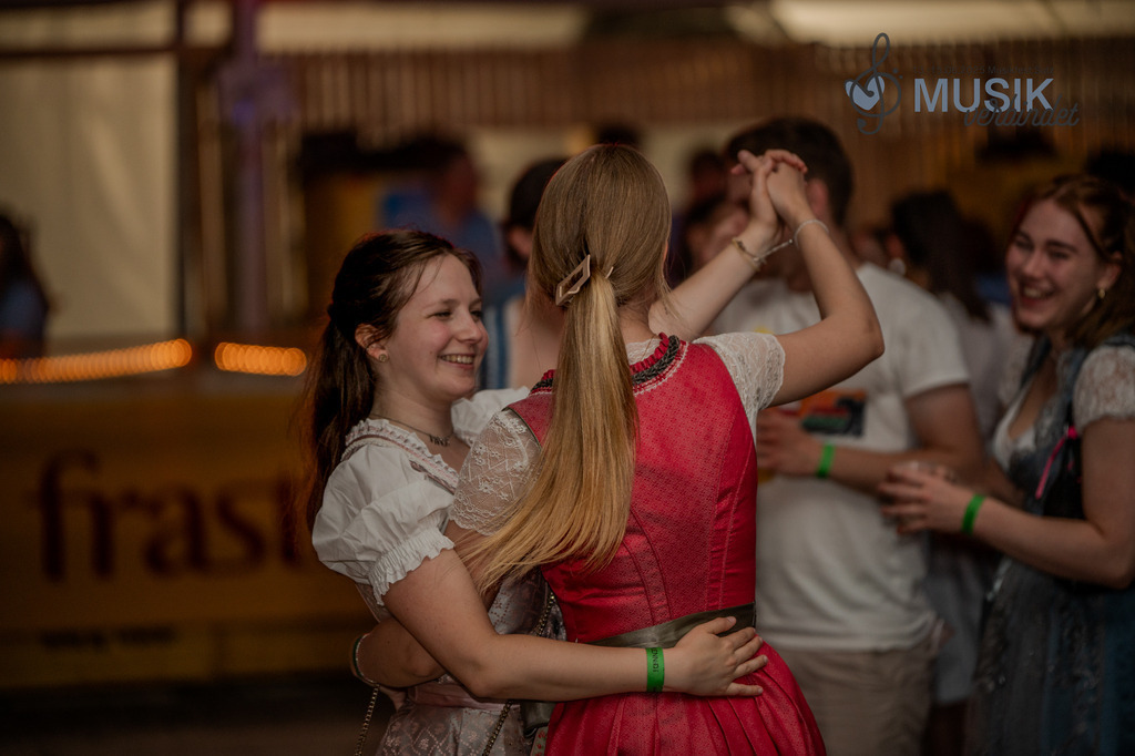 DSC_3309 | "Fussifoto.com – Ihr Ansprechpartner für hochwertige Fotografie! Entdecken Sie kreative Bilder und professionelle Dienstleistungen. Kontaktieren Sie uns für Ihre Projekte!"