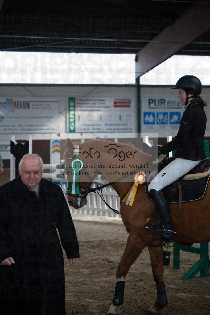 Hallenreittunier Voxtrup 2023 | Entdecke hochwertige Reitturnierfotos von Foto Oger. Professionell, emotional und authentisch – jetzt Lieblingsmomente im Shop bestellen.Deutschlandweite Turnierfotografie. - Realisiert mit Pictrs.com