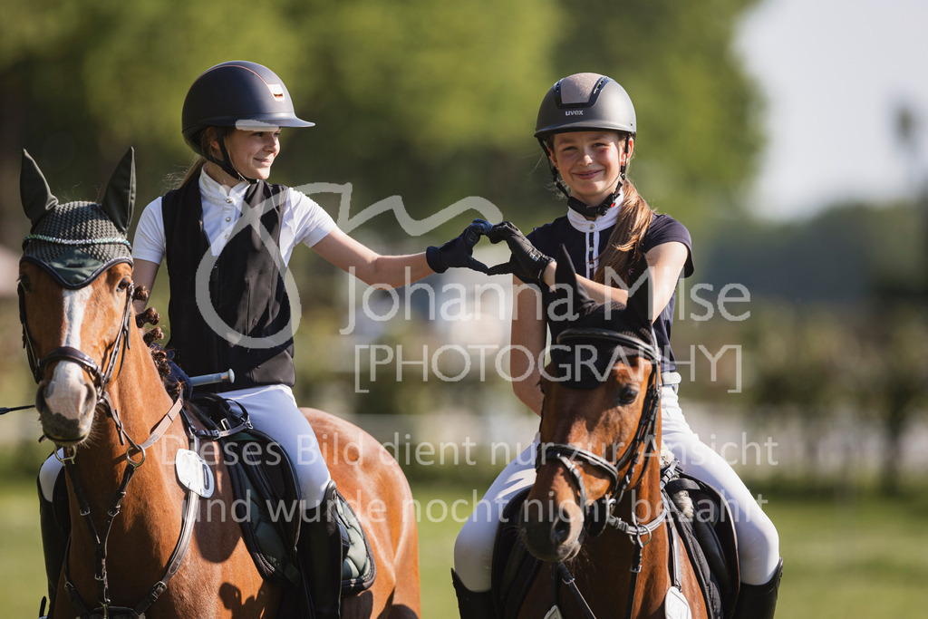 250501_MünsterHandorf_PonyTrophy-214 | Deine schönsten Turniermomente als professionelle Fotos! Entdecke hochwertige Pferdesport-Fotografie im Online-Shop. Jetzt Fotos finden & bestellen!