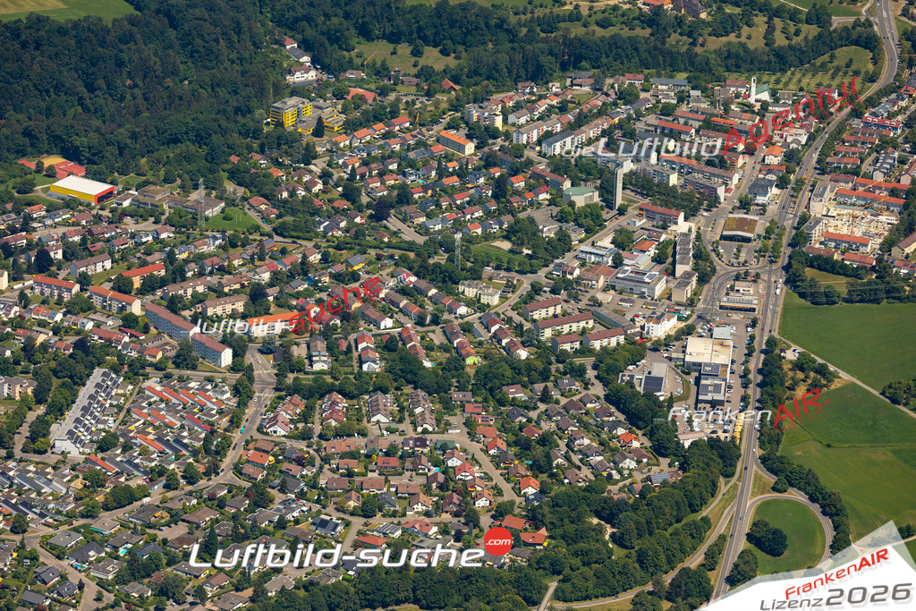 Aktuelles Luftbild von Weststadt Ravensburg - Die Luftaufnahme wurde 2022 mittels UL-Flugzeug erstellt ( keine Drohne ) - hochauflösende Kamera-Systeme von  Canon -Beste Qualität - Für grossformatige Ausdrucke geeignet. Die Geschenkidee !