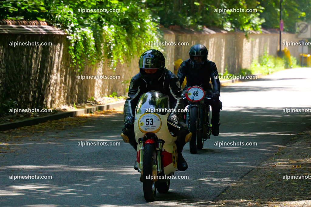 P1036704 | Erleben Sie atemberaubende, hochqualitative Fotos Ihrer Fahrt entlang der malerischen Alpenstraßen. Besuchen Sie alpineshots.com, um professionelle Aufnahmen Ihrer unvergesslichen Reise zu finden und zu kaufen - Realisiert mit Pictrs.com