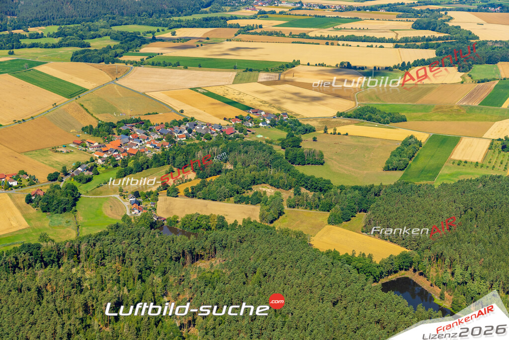 Schwärzdorf Mitwitz Bild- Das Luftbild wurde 2025 vom UL-Flugzeug heraus erstellt ( keine Drohne ) - Hochauflösende Luftaufnahme -Nicht vergleichbar mit Google Maps oder Satelittenbilder- Die Geschenkidee !Mit Lizenz und Bildrechte bestellbar