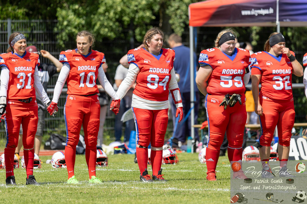 GFLW 1: German Football League Women 1: Rodgau Pioneers Ladies - Stuttgart Scorpions Sisters, 07.06.2026 | Kathrin Rau (Rodgau Pioneers Ladies #31) &amp; Celine Kienitz (Rodgau Pioneers Ladies #10) 6 &amp; Marie Yvonne Levy (Rodgau Pioneers Ladies #94) &amp; .r55. &amp; Annika Pamer (Rodgau Pioneers Ladies #32), Rodgau Pioneers Ladies - Stuttgart Scorpions Sisters, Rodgau, Maingau-Energie-Stadion "Am Weichsee", 7.6.2026 - Realisiert mit Pictrs.com