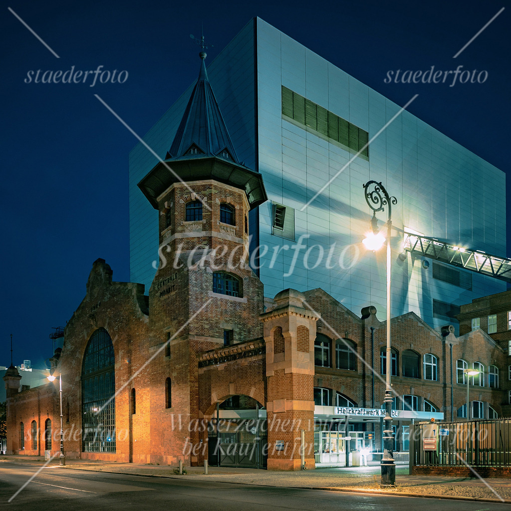 HeizkraftwerkMoabitSeitlichNacht_du_strahlst_Berlin | Der Fotograf für Portraitfotografie aus Berlin | staederfoto.de - Realisiert mit Pictrs.com