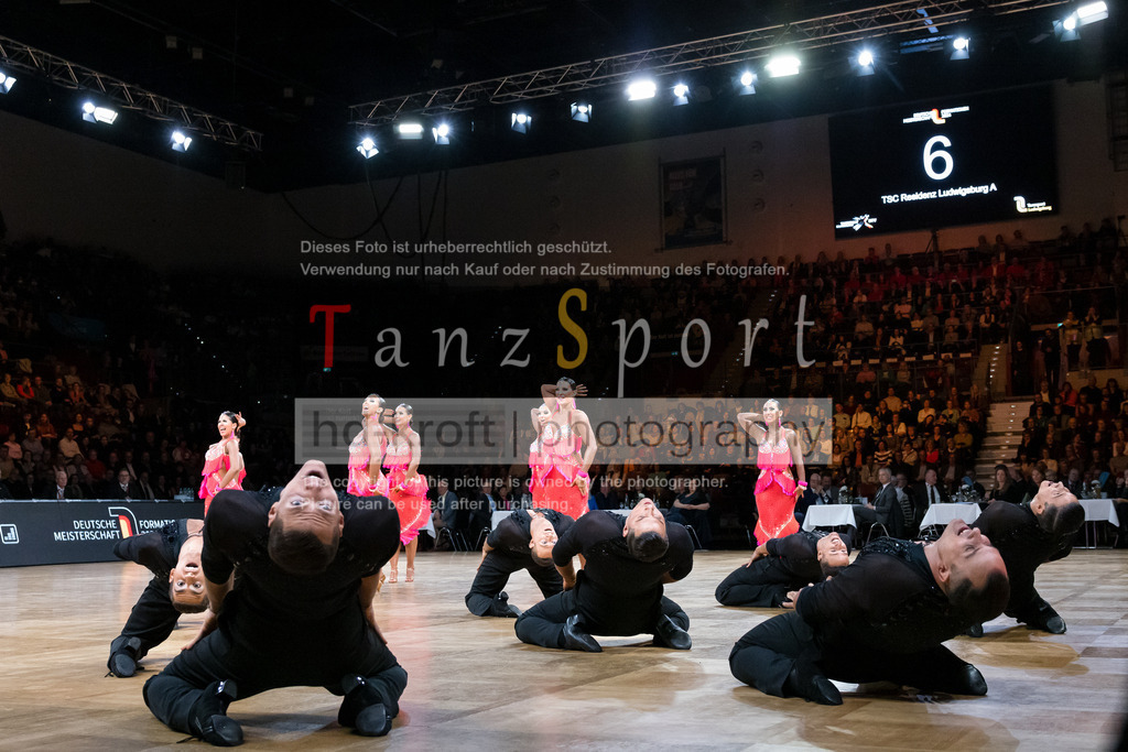 20241109_DM-Formationen_3895 | Tanzsportbilder, Standardtanz, Lateintanz, WDSF, DTV, LTVB, dancecomp, goc, hessen tanzt, blaues band der spree, walzer, tango, wiener walzer, slowfox, quickstepp, samba, rumba, cha-cha-cha, paso doble. jive, hd-kroft photography, turniertanzsport