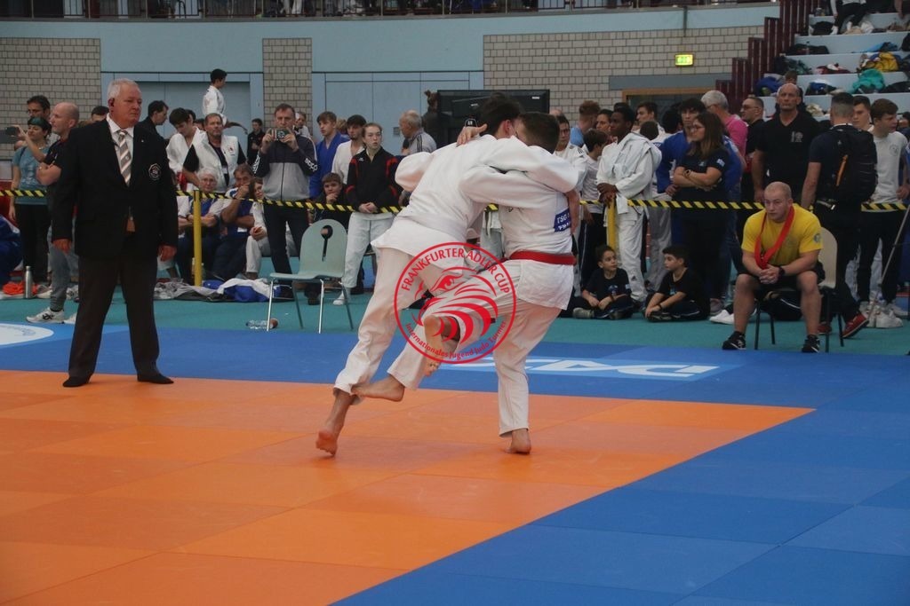 MSY-2022-10-30-7912 | Fotos vom Adler Cup - Pictures from Adler Cup

Hier findet Ihr alle Eindrücke und großen Momente der Adler Cup Wochenenden. Here you will find all impressions and great moments of the Adler Cup weekends. - Realisiert mit Pictrs.com