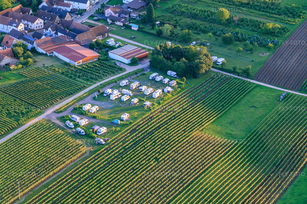 Luftbild: WoMo Parkplatz Geiger in Dierbach im Bundesland Rheinland-Pfalz in Deutschland. Foto: IMG_115560.jpg vom 16.06.2019 durch Werner Riehm/FLY-FOTO.de
