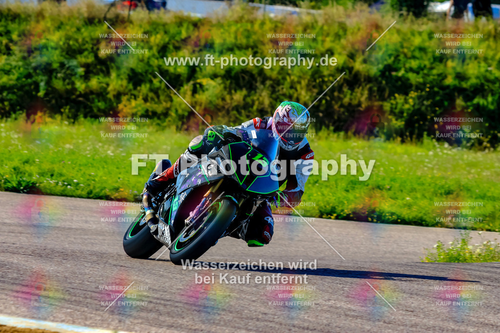 013-2095 | Hier findet Ihr Bilder von Touristenfahrten auf der Nürburgring Nordschleife oder von anderen Veranstaltungen die ich besucht habe. Viel Spass beim Durch Schauen 