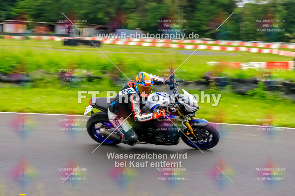 VBK-7456 | Hier findet Ihr Bilder von Touristenfahrten auf der Nürburgring Nordschleife oder von anderen Veranstaltungen die ich besucht habe. Viel Spass beim Durch Schauen 