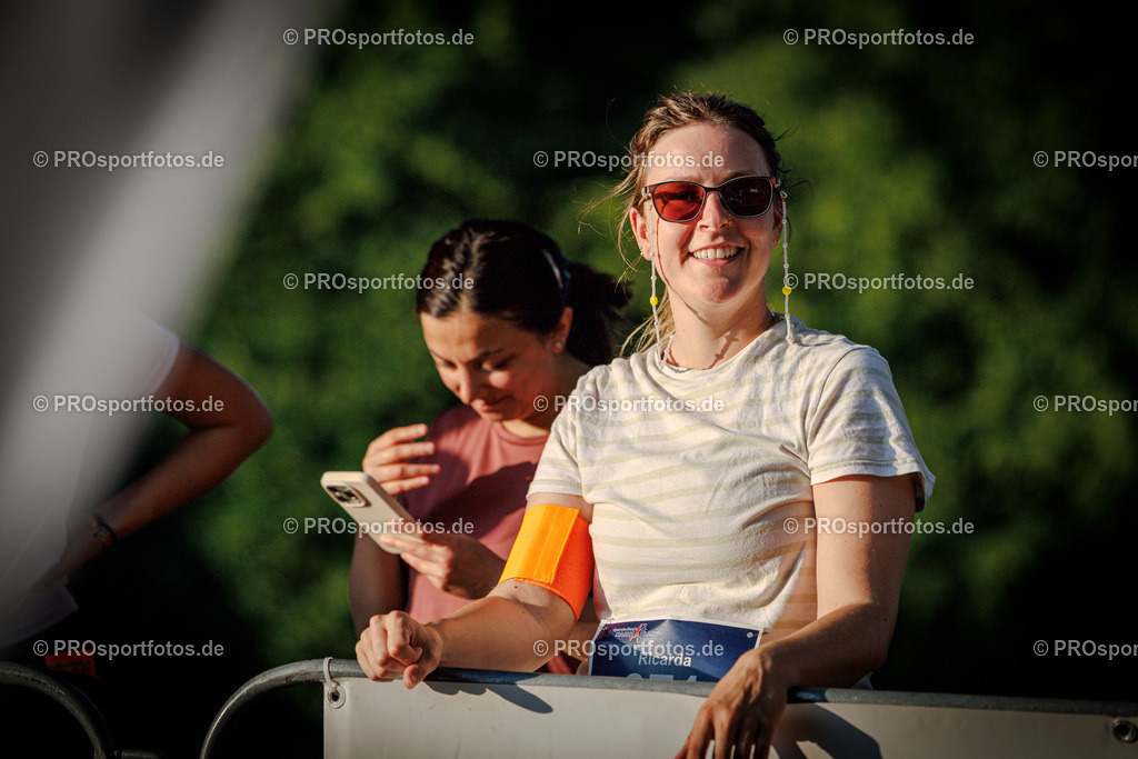 Sparda-Bank Nachtlauf Bonn; Bonn, 18.06.2025 | Impressionen vom Sparda-Bank Nachtlauf Bonn am 18.06.2025 in Bonn (Nordrhein-Westfalen). 