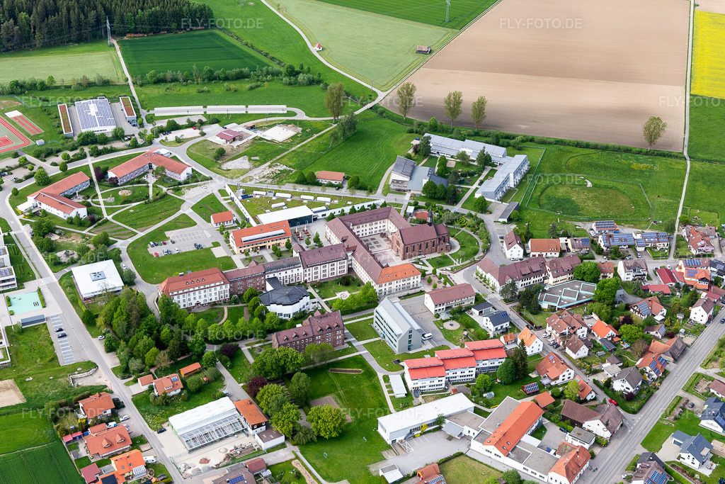 Luftbild: Stiftung St. Franziskus Heiligenbronn im Ortsteil Heiligenbronn in Schramberg im Bundesland Baden-Württemberg in Deutschland. Foto: IMG_114574.jpg vom 30.05.2019 durch Werner Riehm/FLY-FOTO.de