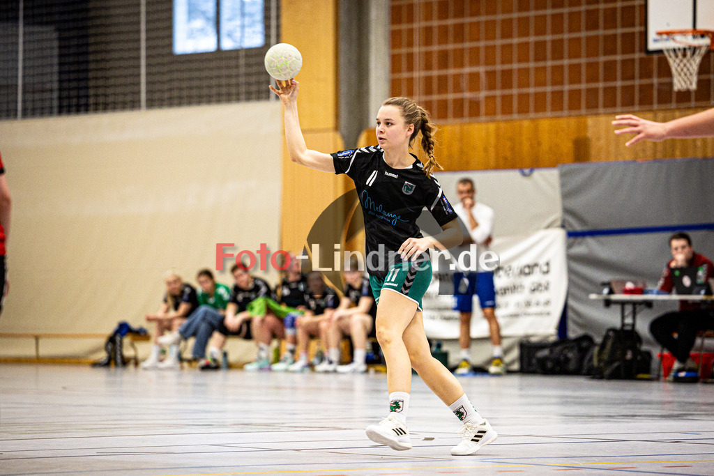 TSV Weilheim gegen TSV Murnau | Handball Bezirksoberliga Frauen Alpenvorland 2024/25, TSV Weilheim gegen TSV Murnau, 20250330,Hanna HIESINGE (TSV Murnau 11)  in Aktion, Freisteller,2025-03-30 in Weilheim (Weilheim, Am Hardt), Hanna HIESINGE (TSV Murnau 11)Copyright: WolfgangxLindner www.foto-lindner.de