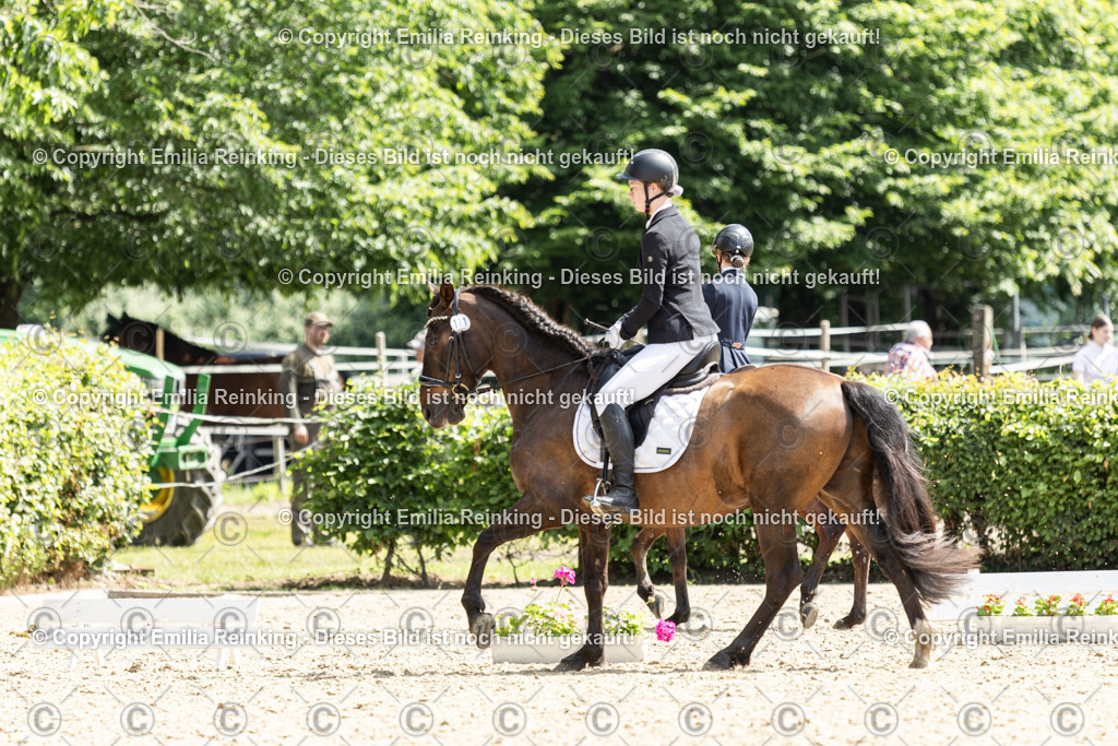 CL5A8280 | Emilia Reinking Fotografie - Realisiert mit Pictrs.com