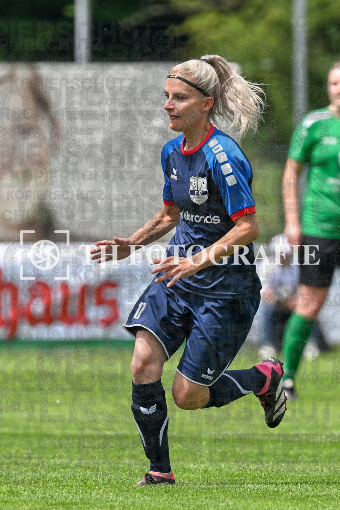 GER, FC Hauingen - SV Waldhaus, Frauen-Fussball, Rothaus Bezirkpokal, Finale, Saison 2024/2025, 29.05.2025 | Alexandra Gäbler (FC Hauingen, #17)GER, FC Hauingen - SV Waldhaus, Frauen-Fussball, Rothaus Bezirkpokal, Finale, Saison 2024/2025, 29.05.2025Foto: TH Fotografie/Thomas Hess