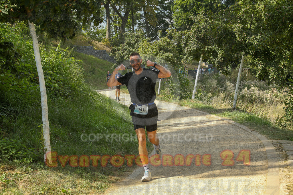 250824_1455_EX1_8072 | Sportfotografie im Rhein-Sieg Kreis, Köln, Bonn, NRW, Rheinland Pfalz, Hessen, etc. Unser Tätigkeitsfeld umfasst den Laufsport vom Volkslauf über den Marathon, Duathlon, Triathon bis zum Ultralauf wie Kölnpfad Ultra oder Schindertrail.