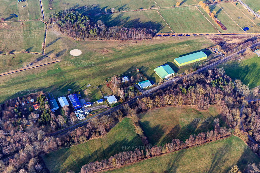 Luftbild: Flugplatz Schweighofen des FSC Südpfalz in Schweighofen im Bundesland Rheinland-Pfalz in Deutschland.Foto: IMG_112587.jpg vom 05.02.2019 durch Werner Riehm/FLY-FOTO.deEDROFSC Südpfalz e.V