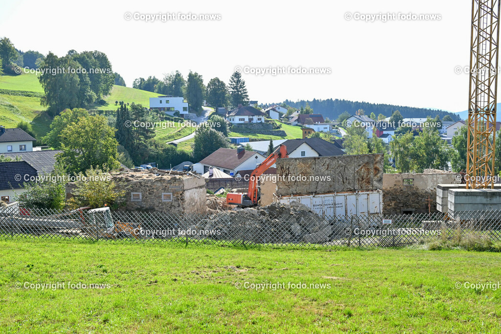 Gruenbach bei Freistadt_ Erbhof_ 05.10.2023-2 | 05.10.2023, Gruenbach bei Freistadt, AUT, Erbhof, im Bild Baustelle Erbhof, Abriss